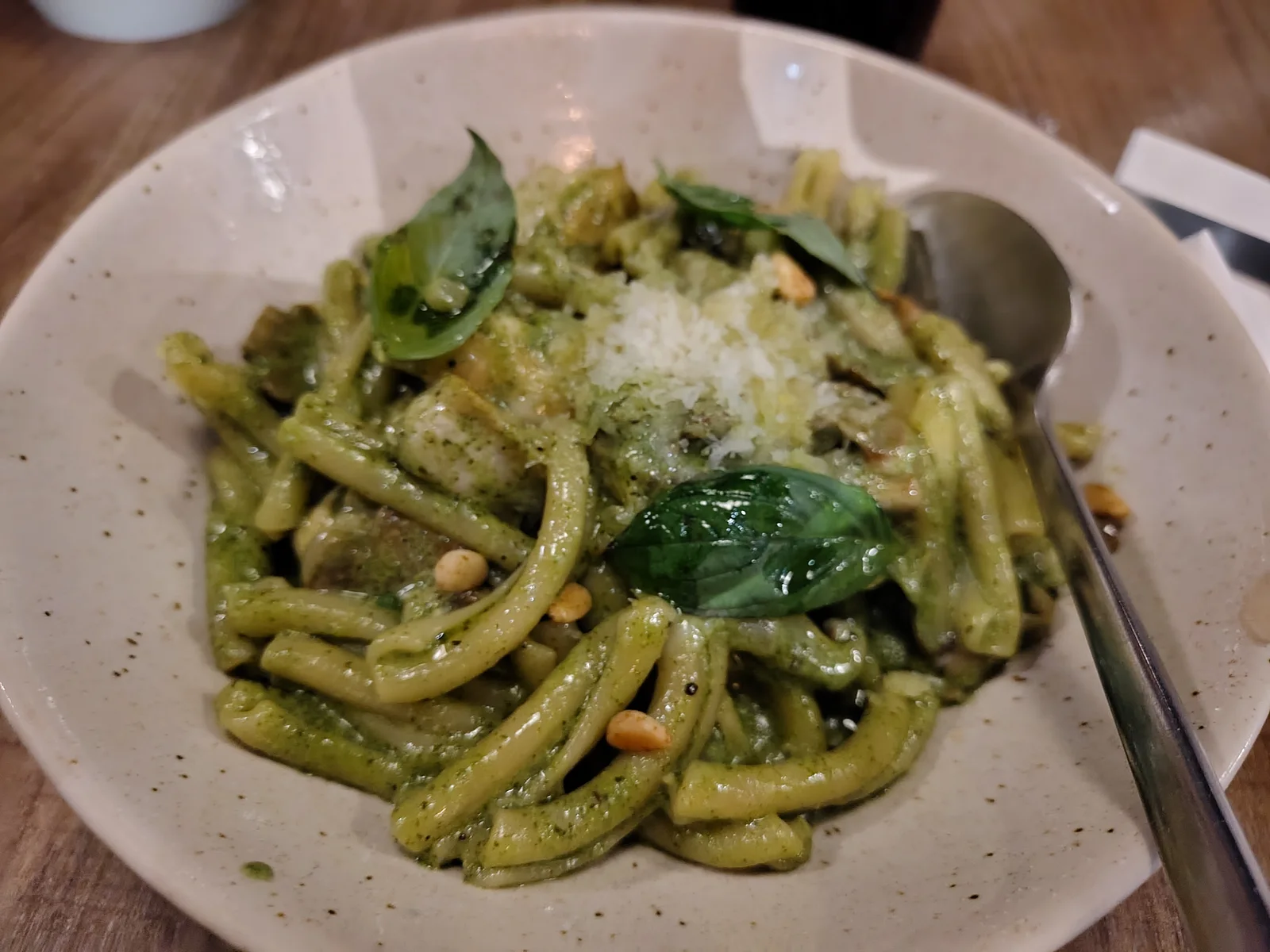 Pasta pesto with chicken