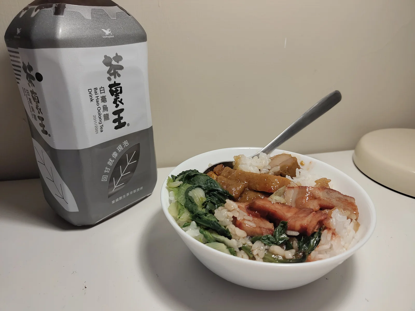 7-Eleven duck and Oolong tea